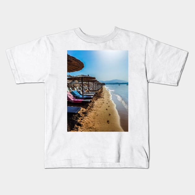 Lonely beach Kids T-Shirt by GRKiT